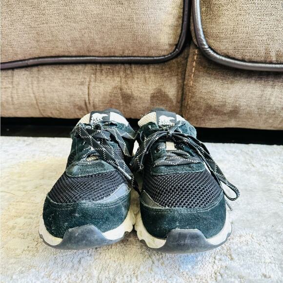 Sorel Kinetic Lite black Women sneakers size 10S3 - Picture 2 of 8